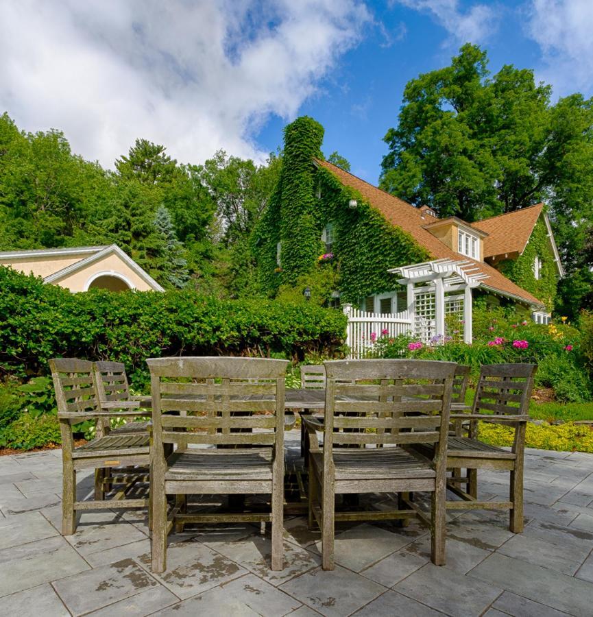 Howarth House Bed And Breakfast Fitchburg Exterior foto