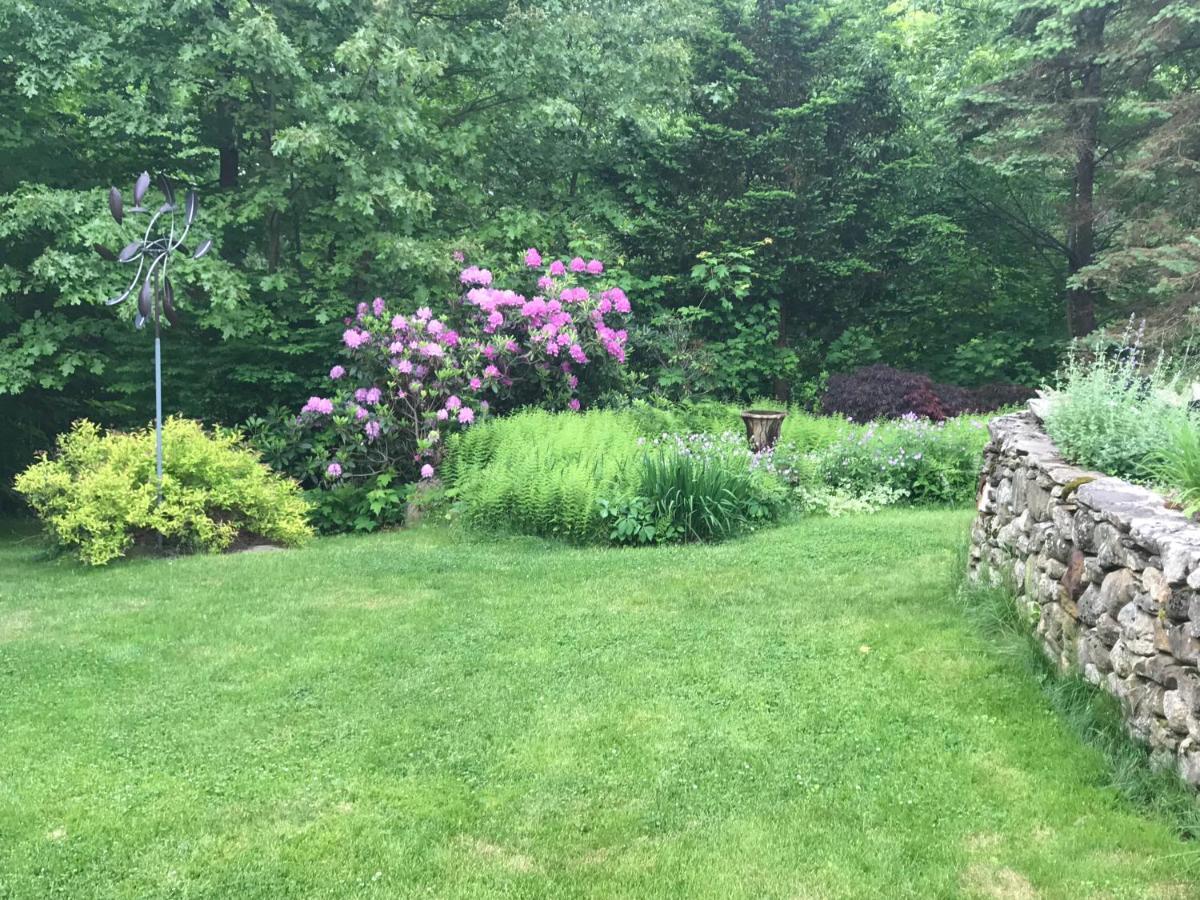 Howarth House Bed And Breakfast Fitchburg Exterior foto